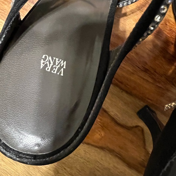 Vera Wang crystal leather heeled sandals size 9 - Picture 3 of 8